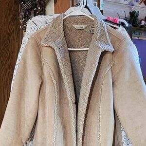 Ladies L.L. Bean Suede Coat size Medium Sherpa lining